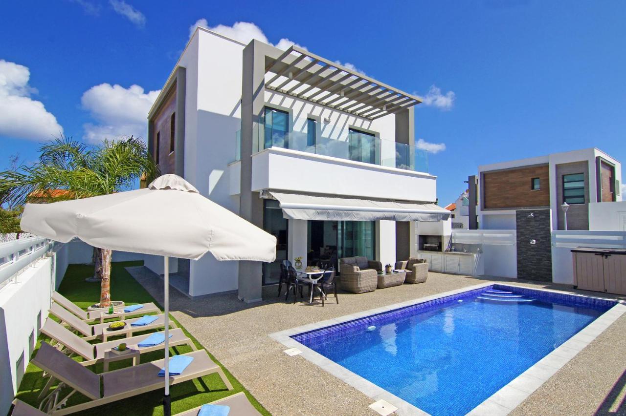 Villa Martha โปรทาราส ภายนอก รูปภาพ