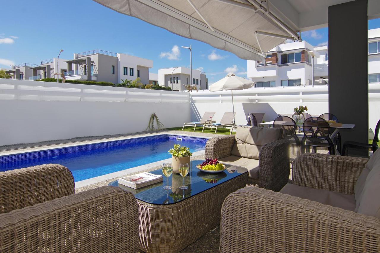 Villa Martha โปรทาราส ภายนอก รูปภาพ