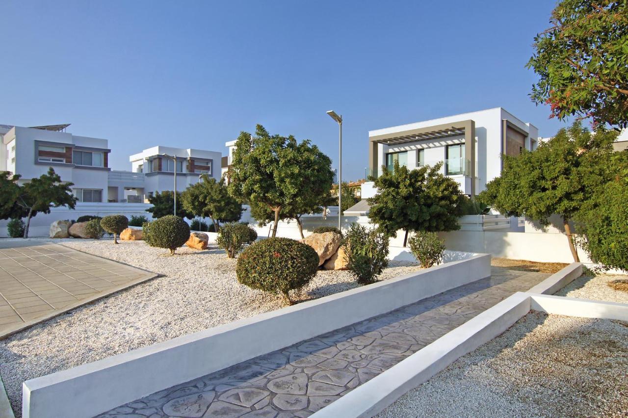 Villa Martha โปรทาราส ภายนอก รูปภาพ