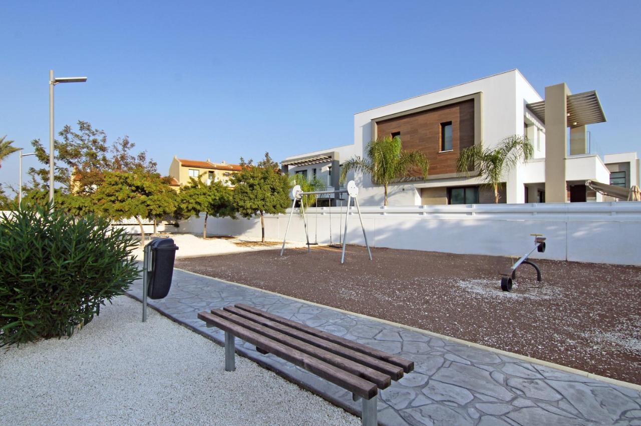 Villa Martha โปรทาราส ภายนอก รูปภาพ